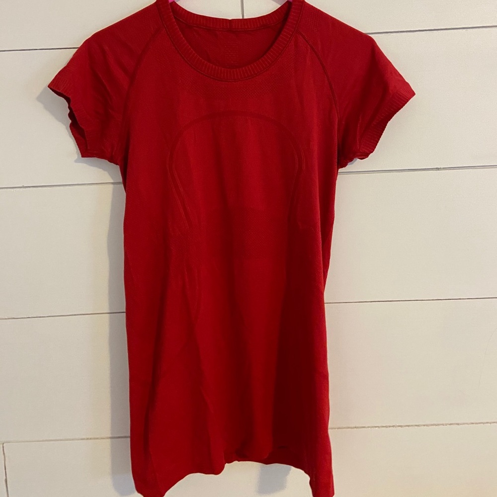 Lululemon swiftly tech 8